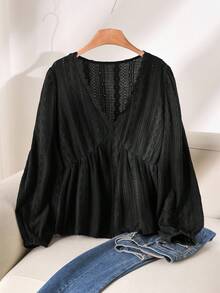 CosyJoli 女式加大码 V 领长袖收腰纹理棕色长袖 T 恤，休闲百搭日常穿着 - 黑色 - 查看 3