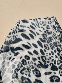 Travachic Blus Lengan Panjang Motif Bunga Chiffon untuk Wanita Ukuran Besar, Kemeja Motif Leopard dengan Hem Berkerut, Atasan Musim Panas - Dusty Blue - View 8