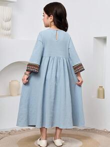 SHEIN Young Girls' Blue Print Patchwork Tassel Robe, Middle Eastern Holiday Party Outfit, Traditional Arabic Abaya Robe