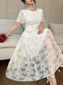 DAZY 女士蕾丝修身中长连衣裙 - 杏色 - 查看 2