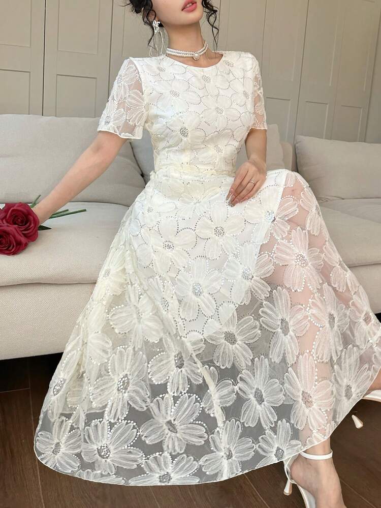 Women's Lace Fitted Mid-Length Dress Sundress