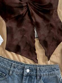 Soleia Women's Fashion Front Twist Asymmetric Hem Bandeau Top, Summer Vacation - Brown - View 3