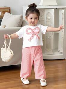 SHEIN 2件套女婴幼儿/新生儿0-3岁可爱休闲条纹蝴蝶结装饰T恤+条纹裤套装，婴儿Morandee蓝色套装，春夏款 - 紅色 - 查看 3