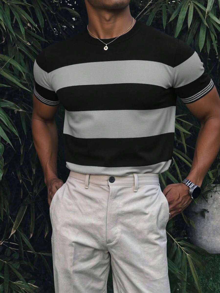Manfinity Homme 男士撞色条纹圆领短袖针织衫 男士夏季服装 男士度假服装 黑白服装 男士度假两件套 男士休闲两件套 条纹 - 灰色 - 查看 1