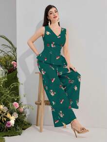 Modelyn Ensemble casual femme avec Top à col V imprimé floral avec volants à l'ourlet et pantalon large - Vert sapin - Voir 5