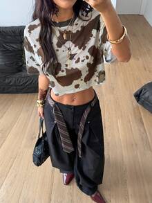 Coolane Áo thun crop top lưới in họa tiết bò sữa cổ điển - Đen và trắng - Xem 6