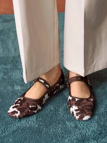 Rosivie Women's Cow Pattern Buckle Design Fashionable Versatile Flat Loafers - Coffee Brown - View 6