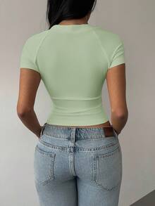 SHEIN BASICS 纯色针织可翻领修身短款女式上衣 - 綠色 - 查看 3