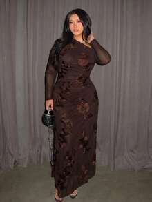 Firerie 大码女式优雅简约时尚基础款日常穿搭ins风通勤时尚达人音乐节刺绣弹力网纱不规则领口褶皱修身长袖连衣裙 - 咖啡棕 - 查看 5