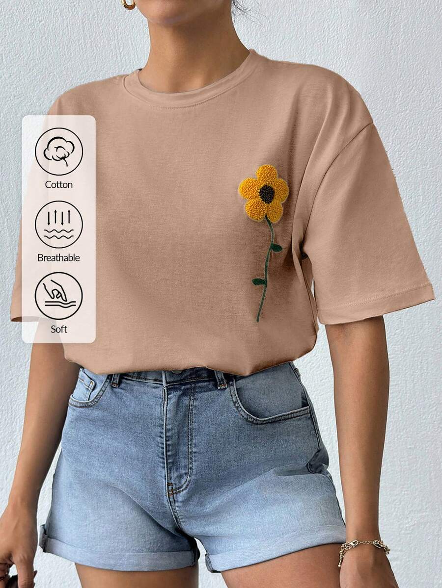 100%Cotton White Tshirt With Embroidery Detail - Camel - View 1