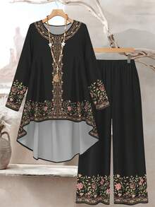 Lacomfia Bộ 2 món dành cho nữ cỡ lớn, họa tiết hoa in kỹ thuật số, thời trang mùa xuân, gồm áo và quần dài cổ tròn tay dài vạt bất đối xứng dáng rộng. - Nhiều màu - Xem 1