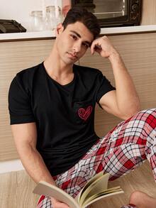 CoupledUp 男士爱心印花短袖上衣和红白格子裤睡衣套装（2件套）
