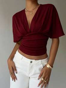 Aloruh Áo thun nữ tay ngắn cổ chữ V sâu, xếp ly, dáng rộng, kiểu quấn, cổ chữ V màu đỏ, áo croptop nữ, áo thường ngày nữ, áo nữ, áo tay ngắn nữ. - Màu Đỏ Sâu - Xem 4