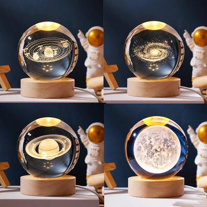 1 pieza Bola de cristal 3D con luz LED alimentada por USB y base de madera, decoración del hogar y de la habitación, luz nocturna con patrones de sistema solar, luna, Vía Láctea y Saturno, lámpara de noche 3D para decoración de escritorio interior, regalo de vuelta al colegio o de cumpleaños para amigos y compañeros de clase