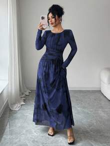 Rafferiza Đầm dài tay họa tiết tie-dye lưới bo gấu co giãn, cạp chun thanh lịch dành cho nữ - Màu xanh hải quân - Xem 5