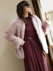 Ontre 女士长袖褶裥连衣裙，饰以金属纽扣，采用针织保暖面料，优雅商务休闲风格，尽显都市时尚，适合日常穿着、派对和约会等场合。 - 酒紅色 - 查看 10