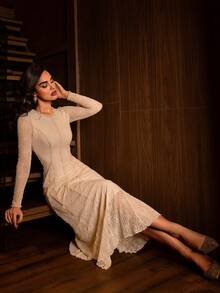 Modelyn 杏色女士蕾丝设计优雅喇叭连衣裙，适合外出、约会、派对等场合，中长款 - 杏色 - 查看 5