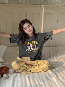 Dazy Kids 少女标语卡通狗印花圆领T恤和格子裤睡衣套装（春季款） - 深灰色 - 查看 7