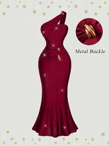 عنابي اللون