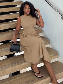 Alexandranx 黑色約會夜側面十字交叉露背綁帶細節長洋裝 - 卡其色 - 查看 6