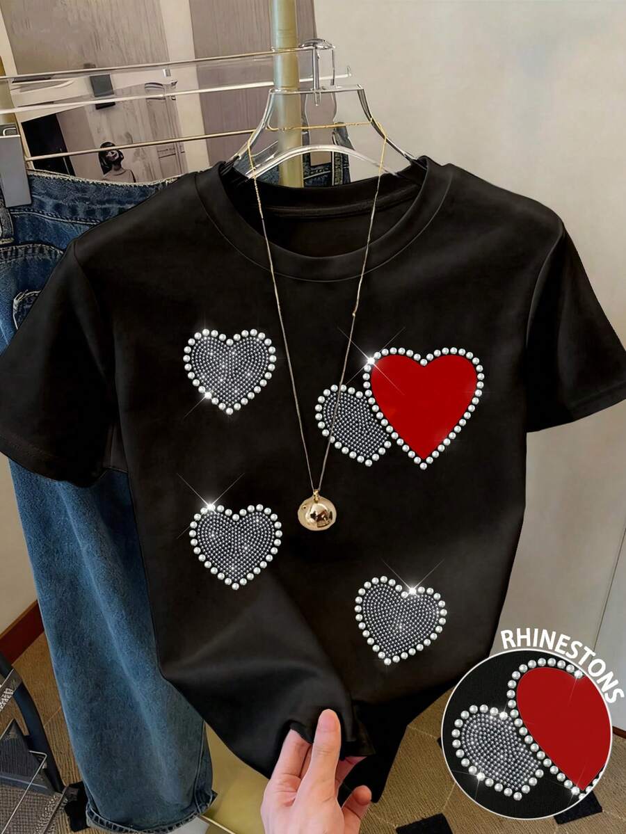 Resyla تي شيرت نسائي كاجوال بأكمام قصيرة وياقة مستديرة مزين بطباعة قلب ورينستون، هدية للأصدقاء - الأسود - مشاهدة 1