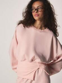 MISSGUIDED 宽松圆领卫衣，配有束腰带和灯笼袖，柔软针织套头衫，休闲长袖粉色上衣 - 藕粉色 - 查看 5