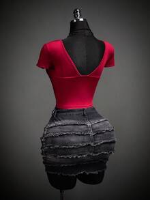 SHEIN ICON 哥特风交叉系带修身女式T恤 - 酒紅色 - 查看 10