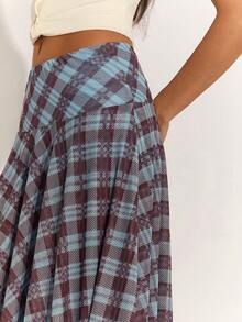 SHEIN BAE 休闲不规则腰线弹力格子半身裙（内置短裤），适合生日派对、闺蜜聚会、郊游、度假、海滩度假、返校季、夏季格子裙、优雅外出、日常休闲穿着、暑假、春假、情人节、女士海滩装、优雅女士半身裙、蓝色格子中长裙 - 彩色 - 查看 6