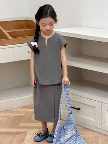 DAZY 2pcs/Set Young Girls V-Neck T-Shirt And A-Line Textured Skirt Casual Outfit, Fall - Dark Grey - View 3