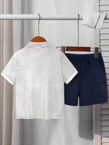 SHEIN Little Byeori 两件套男童舒适立领撞色休闲时尚日常百搭针织衫T恤和梭织短裤，适合春夏穿着，适合日常穿着、运动、郊游、上学、聚会、节日、演出、摄影等场合。 - 藏蓝色 - 查看 2