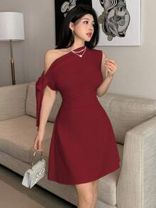 Celisse 女式不对称系带腰短连衣裙 - 酒紅色 - 查看 3