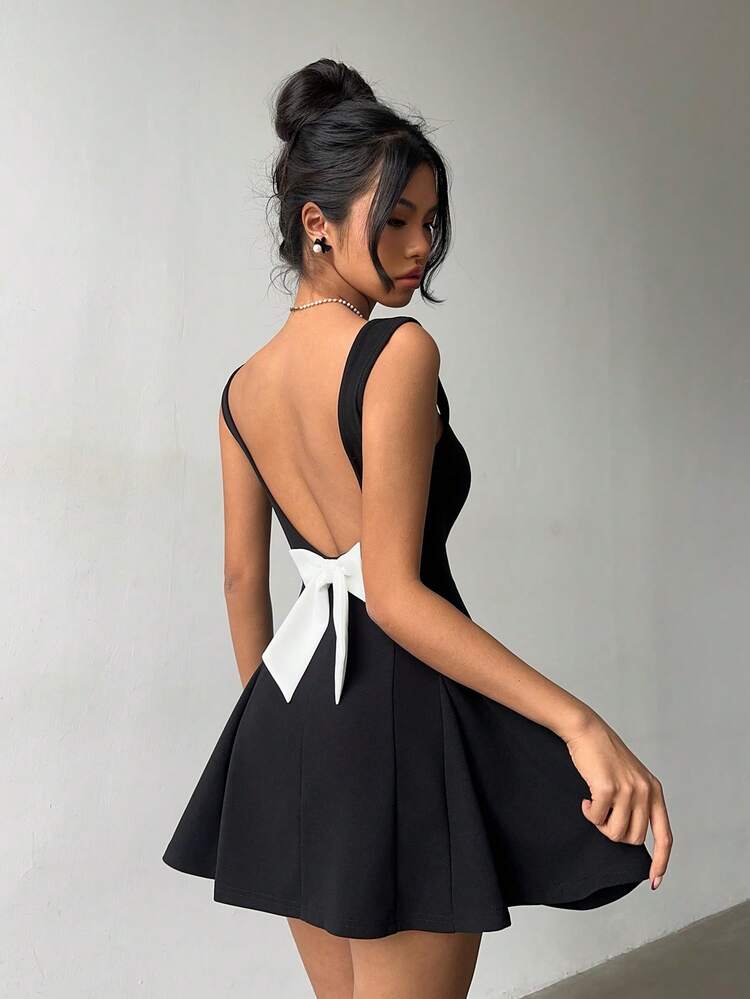 Aloruh Women's Black And White Backless Bow Decor Square Neck Sleeveless Elegant Party Mini Dress,Summer Beach Birthday Valentines Day Casual Short 
