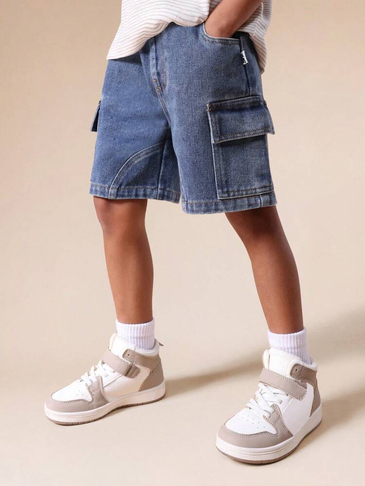 Denim-Cargoshorts mit Nahtdetails