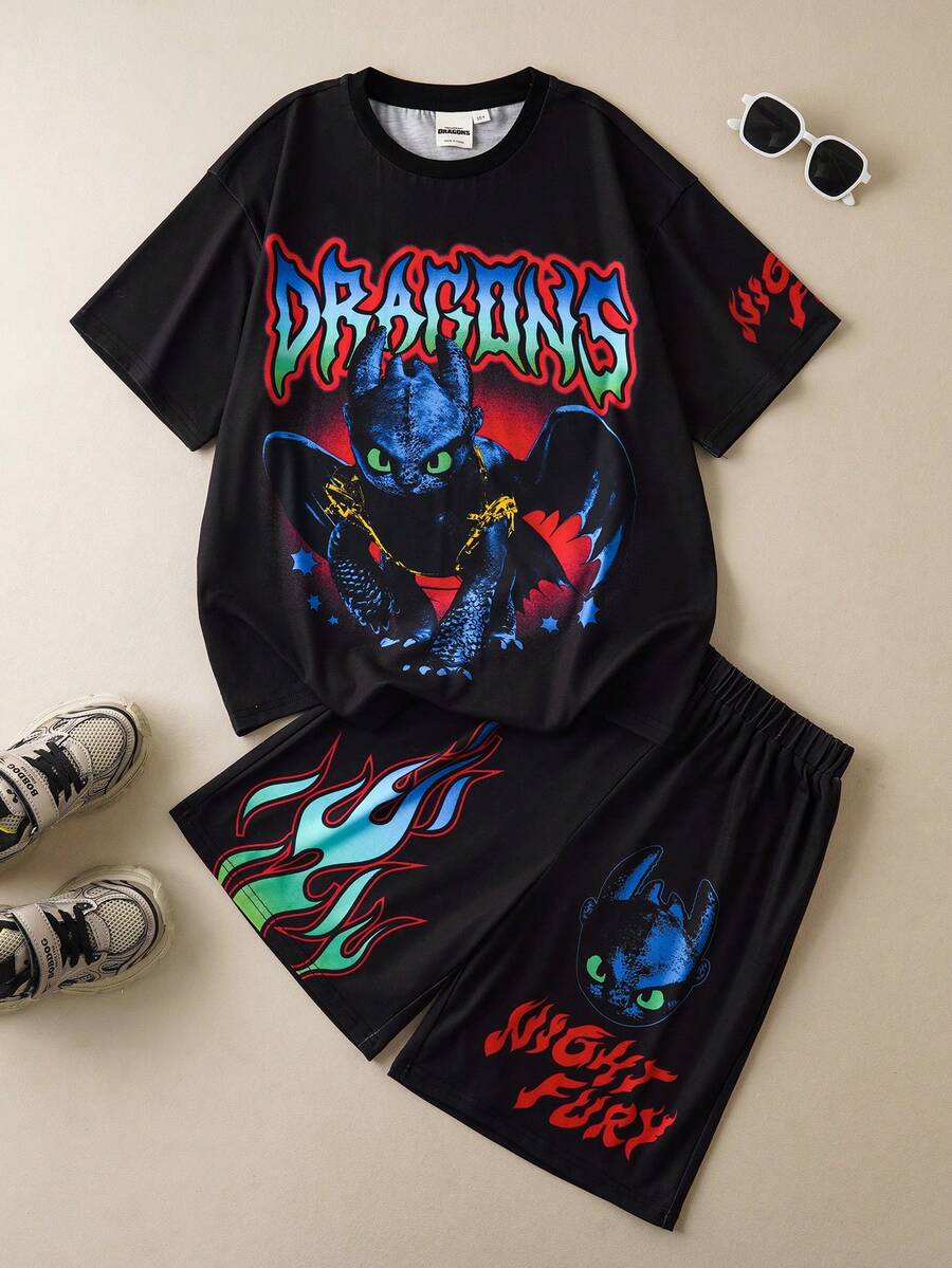 SHEIN How to Train Your Dragon Tween Boy Summer Casual Letter & Dragon Pattern Round Neck Short Sleeve T-Shirt And Shorts Set - Black - View 1
