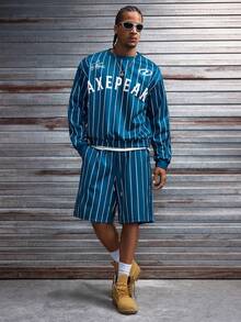 AXEPEAK Bộ đồ nam thường ngày phong cách đường phố, áo sweatshirt cổ tròn dáng rộng vai rớt và quần short cạp chun có dây rút, họa tiết chữ và sọc, bộ quần áo nam mùa xuân/hè/thu, bộ đồ nam màu xanh trắng, bộ 2 mảnh nam màu xanh trắng, bộ hai mảnh nam màu xanh dương, bộ 2 mảnh nam kẻ sọc. - Nhiều màu - Xem 7