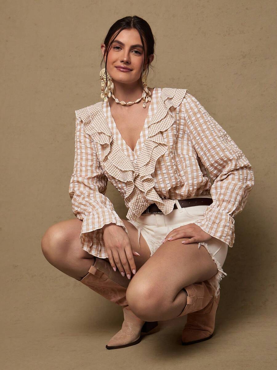 Freevana Blusa de manga larga con cuello de volantes, estampado de tartán y patchwork, estilo bohemio elegante y vintage, adecuada para festivales de música a principios de primavera, tallas grandes - Caqui - Ver 1