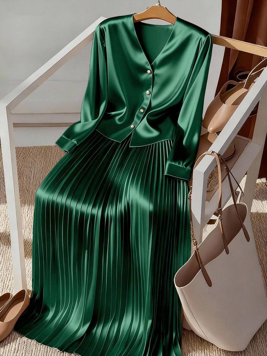 GlowEve CURVE 大码女式时尚褶皱连衣裙，优雅纹理面料，领口和袖口设计，纽扣式上衣和裙子套装，适合返校、毕业典礼、情人节、音乐节、母亲节、万圣节、感恩节、复活节、国庆节、晚宴、约会派对、婚礼季、户外旅行等场合。 - 墨綠色 - 查看 1