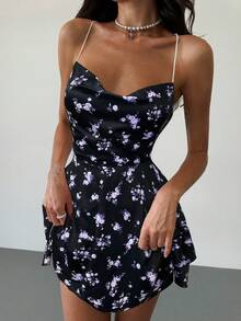 Aloruh Bộ jumpsuit hở lưng, dây chéo họa tiết hoa nhí mới, gợi cảm và tôn dáng. - màu đen - Xem 5