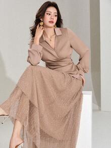 DAZY Bộ đồ công sở thanh lịch dành cho nữ, gồm áo sơ mi trơn màu và chân váy đính sequin. - Màu Khaki - Xem 2