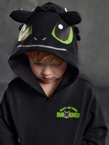 SHEIN How to Train Your Dragon Young Boy Letter & Cartoon Graphic Hooded Sweatshirt - Black - View 4