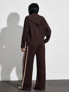 EURMUSE Chic Contrast – Brown Cotton Sweat Long Sleeve And Wide Leg Set With Beige Trim For Effortless Street Style / Elevated Essentials – Brown Loungewear Set With Beige Detailing
