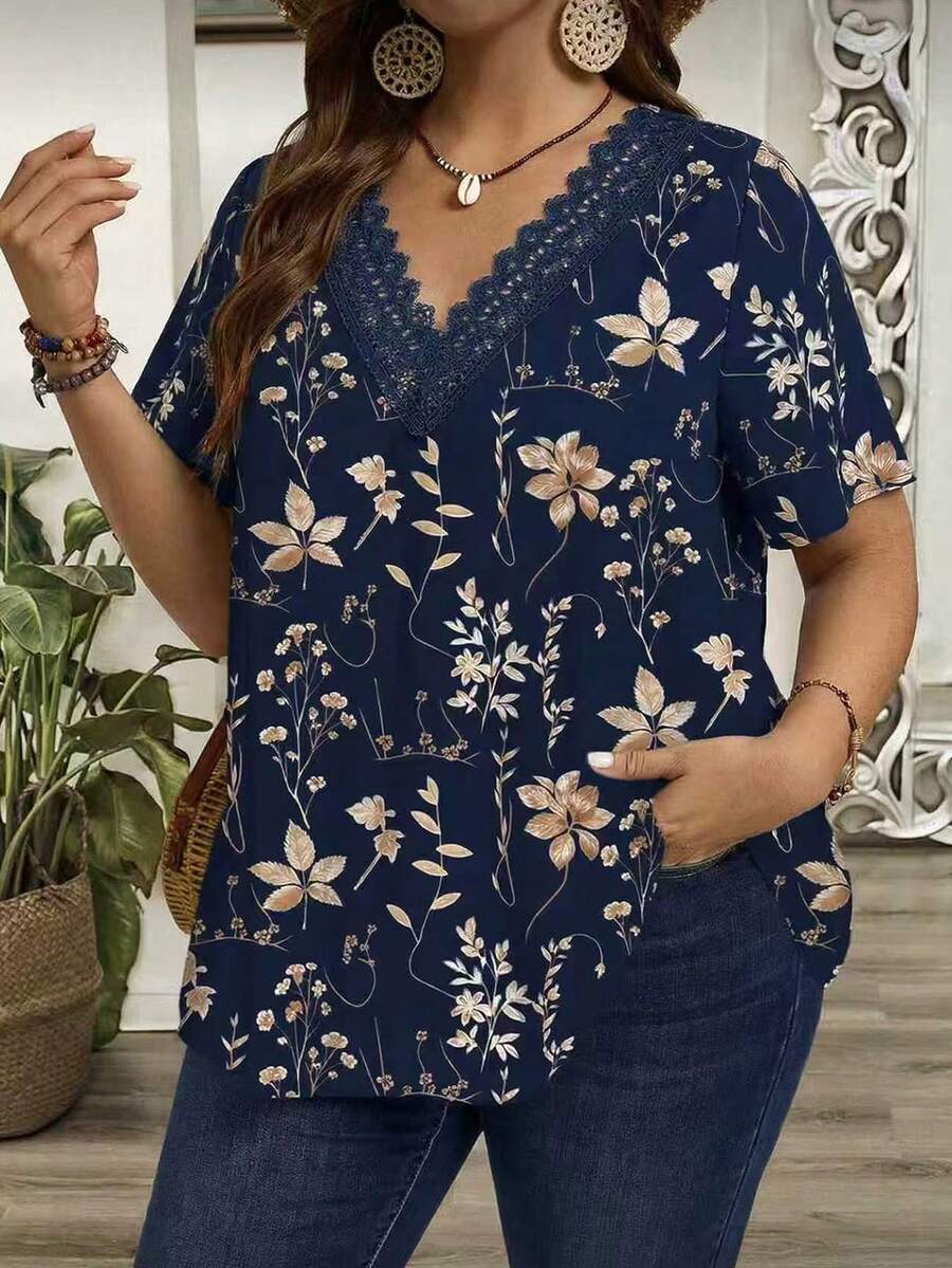 EMERY ROSE 大码女式夏季休闲波西米亚度假风印花V领蕾丝拼接宽松衬衫 - 藏蓝色 - 查看 1