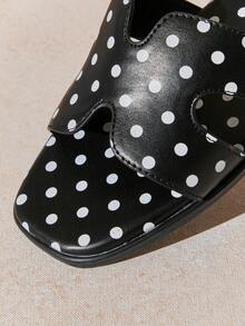 SHUZIA 女士波点镂空露趾软垫黑色拖鞋 – 艺术家灵感，时尚限量版情人节款 - 黑色 - 查看 6