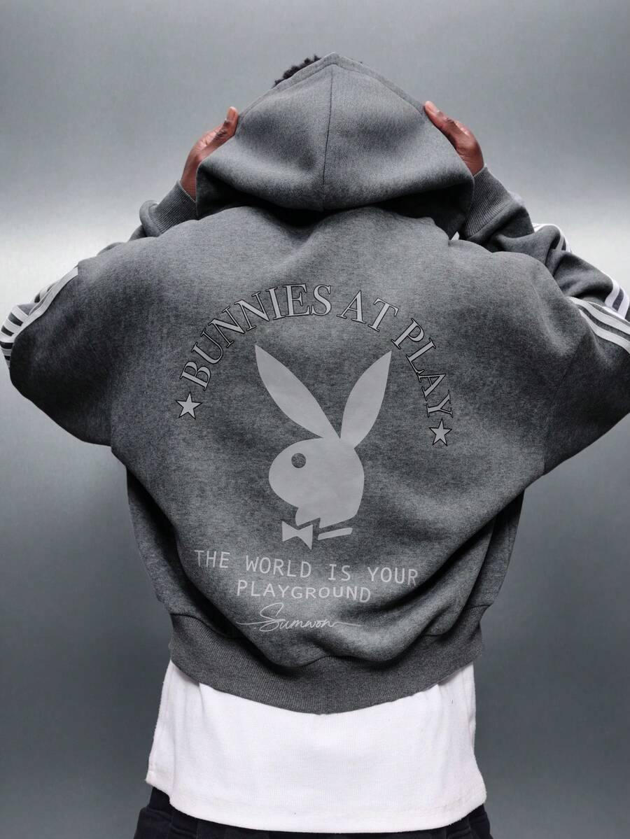PLAYBOY X SUMWON 兔子标志全拉链连帽衫，带抽绳帽和中央口袋，休闲街头风冬季外套 - 灰色 - 查看 1
