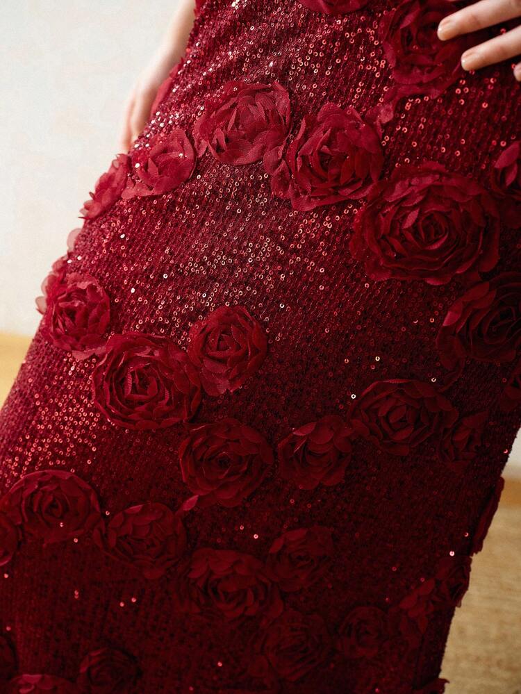 DAMEN ELEGANTES KLEID MIT APPLIKATIONEN UND PAILLETTEN, MEERJUNGFRAU-SAUM