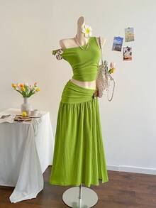 Soleia 2pcs Women's Green Textured Knit Crop Top With Metallic Flower Accent & Low Waist Maxi Skirt Set, Suitable For Vacation, Beach, Date, Music Festival, Boho Style - Green - View 8