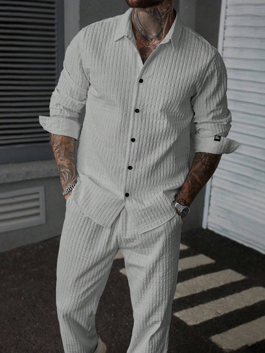 Manfinity CasualCool Bộ áo sơ mi nam dài tay cài cúc phía trước màu trơn, bộ đồ nam phối hợp 2 mảnh, bộ áo sơ mi hai mảnh nam mới mùa xuân hè, bộ áo sơ mi dài tay kẻ sọc màu trơn dành cho nam. - Xám - Xem 1