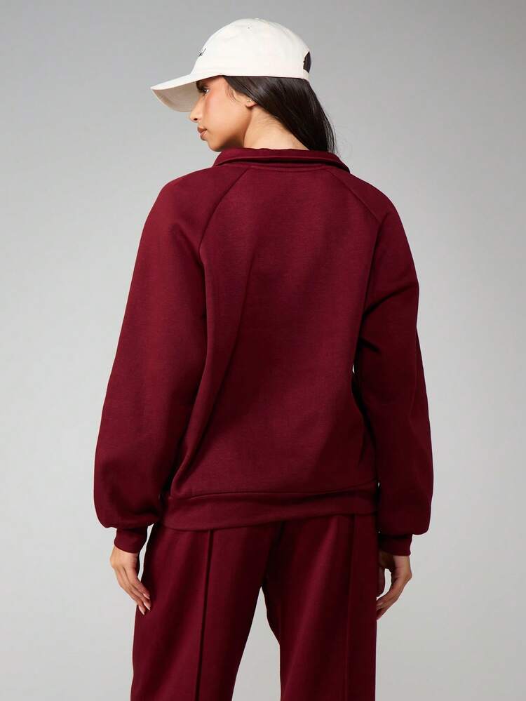 MISSGUIDED Burgundy Collared Long Sleeve Sweatshirt With Ribbed Cuffs And Hem Classic Casual Pullover Top For Fall Winter Comfort