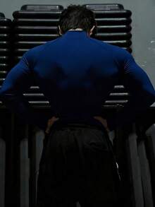 RISE LYT 男士休闲运动健身印花长袖T恤防晒衣男士压缩上衣压缩长袖图案压缩衫健身房长袖上衣男士压缩衫 - 寶藍色 - 查看 2