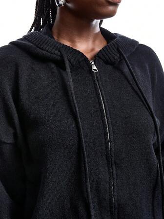 LYSMO 大码纯色拉链开衫，简约时尚休闲风，适合秋冬季日常穿着